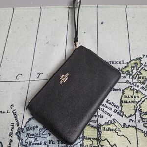 Coach Black Leather Wristlet